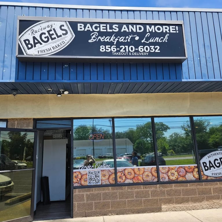 Authentic Bagels & Cheesesteaks in Berlin